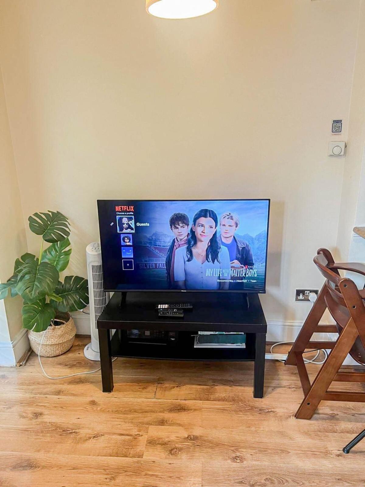 Lovely 1 Bedroom Flat In West Kensington Central London, Shepherd'S Bush Exterior foto
