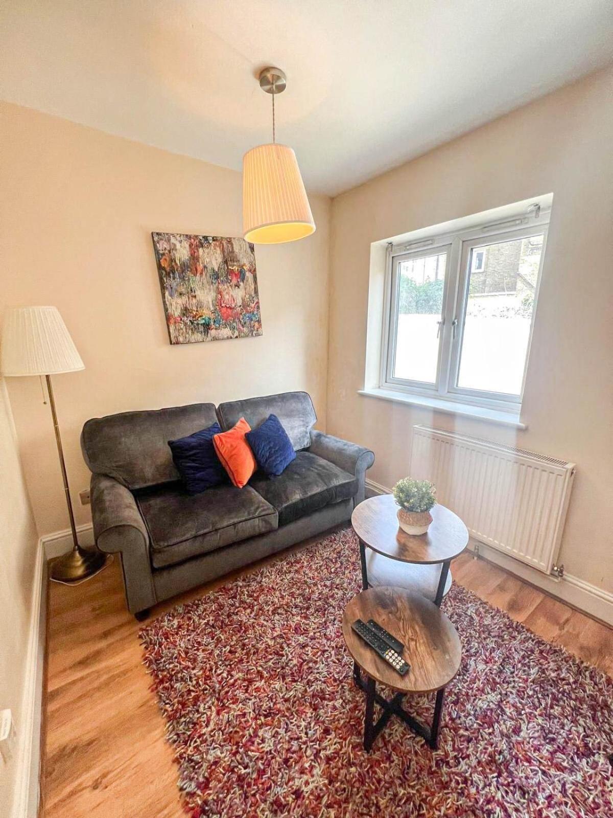 Lovely 1 Bedroom Flat In West Kensington Central London, Shepherd'S Bush Exterior foto